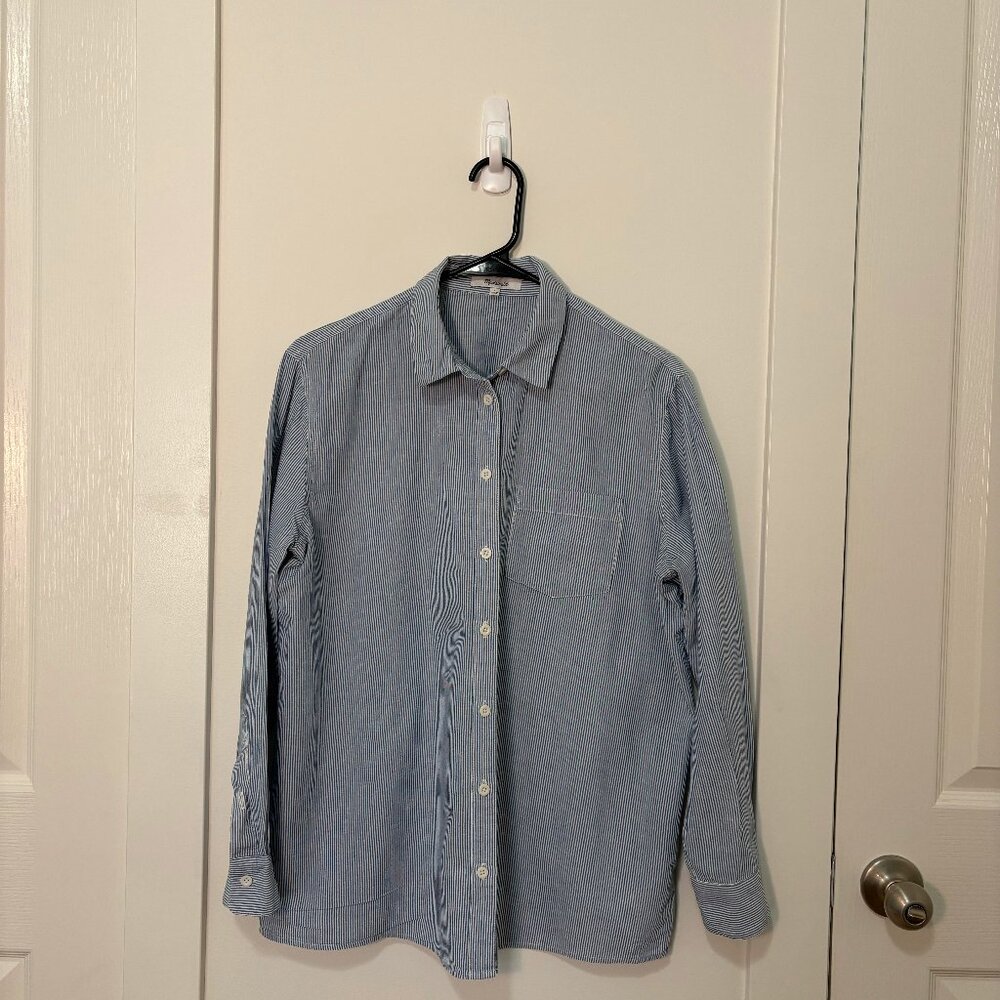 Madewell - Oversized Ex-Boyfriend - White and Blue Stripes